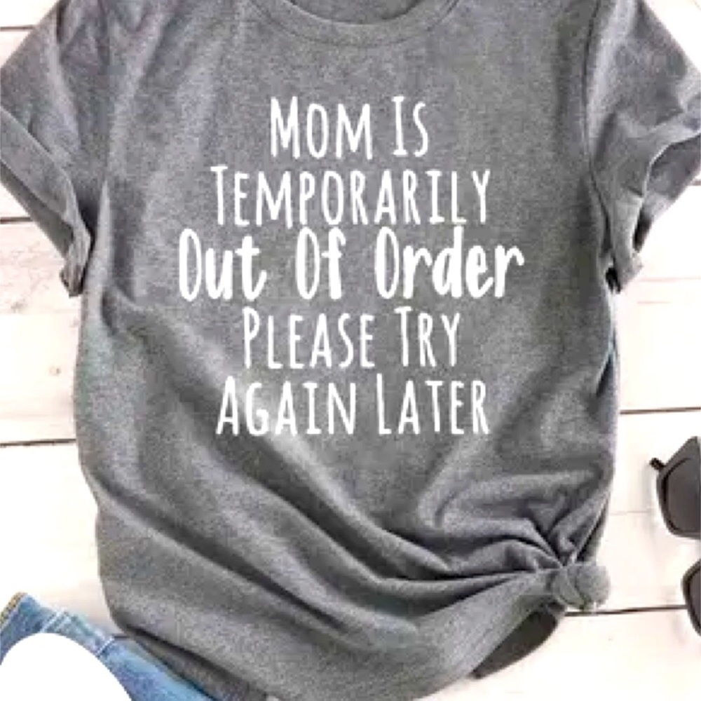Funny Tired Momma Graphic T-Shirt